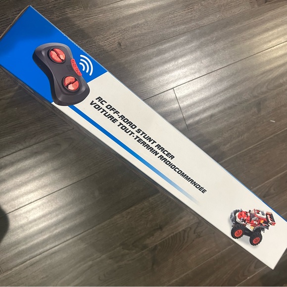 RC Off-Road Pro Stunt Racer -Romotor - Picture 11 of 15